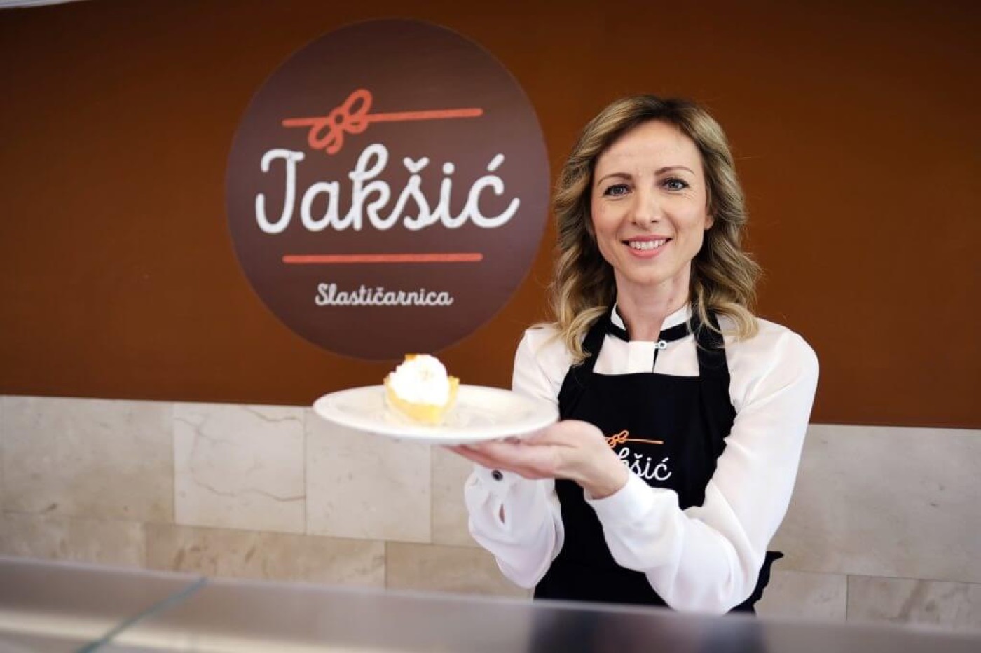 Sandra Marčić u Slastičarnici Jakšić